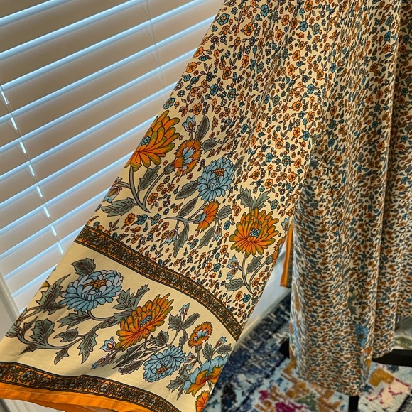 Beige multicolor Bohemian Flowing kimono floral long sleeve - Picture 15 of 16